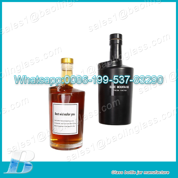 750мл Стеклянная бутылка для водки с закрученным горлышком и ромом Джин Матовая черная бутылка для виски с пробкой