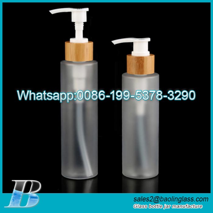 Glass cosmetic bottle with foam pump for cream lotion 50ml 100ml 120ml 150ml bamboo lid bottle