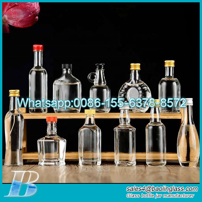 30ml 40ml 50ml 100ml Mini Sample Alcohol Juice Drinks Glass Wine Liquor Bottle with Screw Cap