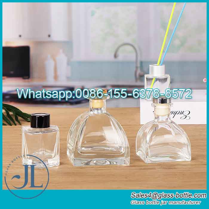 Botella de vidrio transparente de aromaterapia de yurta