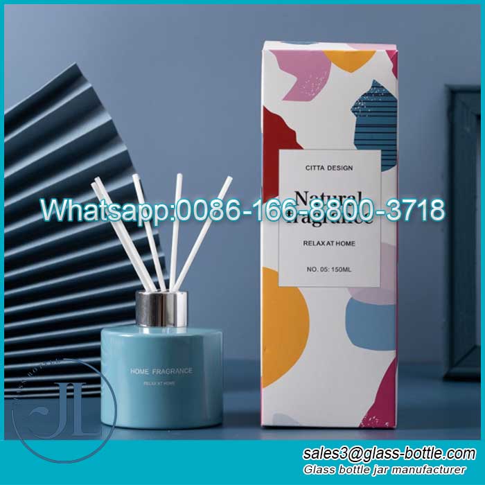 120ml cremefarbene, farbenfrohe Aromatherapieflaschen mit Papierbox