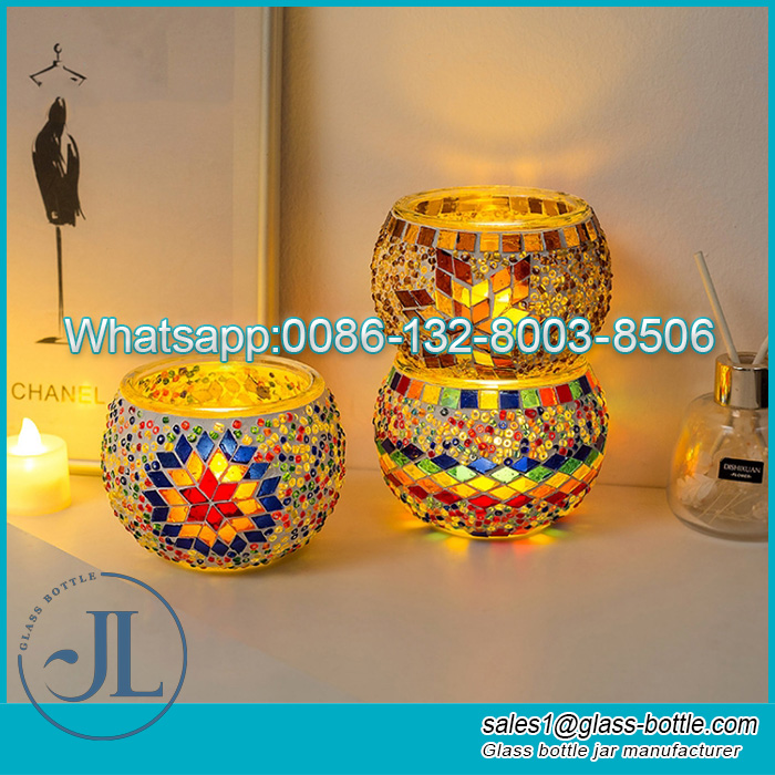 Bola de cristal de mosaico con energía solar con luz decorativa para jardín