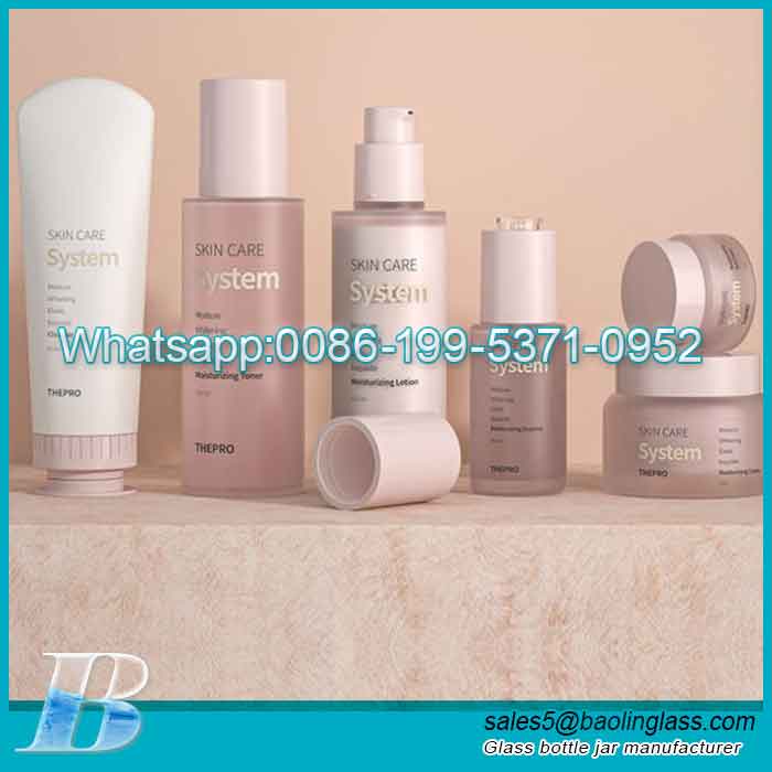 Custom cosmetic skincare packaging pink black green blue luxury glass toner bottle