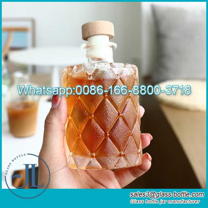 200ml wine bottle holder decorative fruit wine bottle with wood rubber