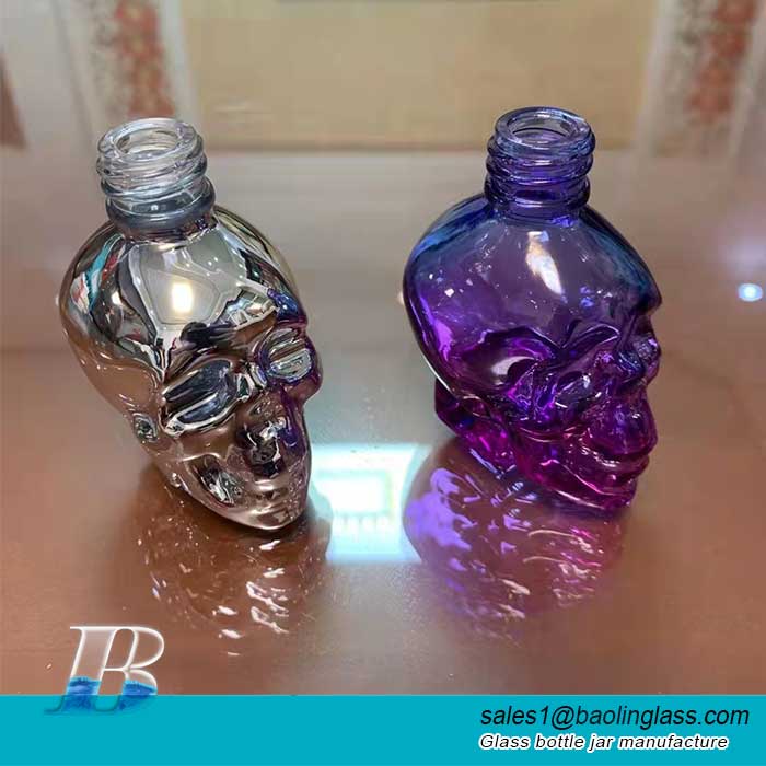 Empty 1 onz 30 ml Skull Shape Glass Bottle
