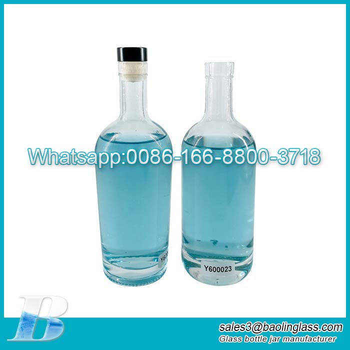 Factory wholesale crystal white glass wine bottle 500ml polished glass empty wine bottle