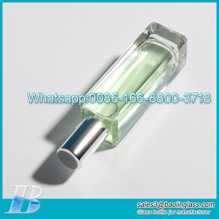 Factory direct supply 30ML square transparent perfume bottle glass sub-bottling cosmetic spray bottle anodized aluminum cap