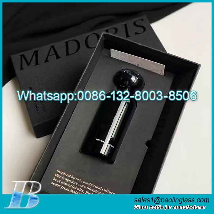 100ml Black Glass Diffuser Bottle with Resin Lid
