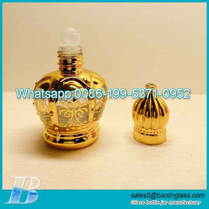 Botella de perfume de aceite esencial de bola de rodillo de vidrio dorado personalizado de 12 ml
