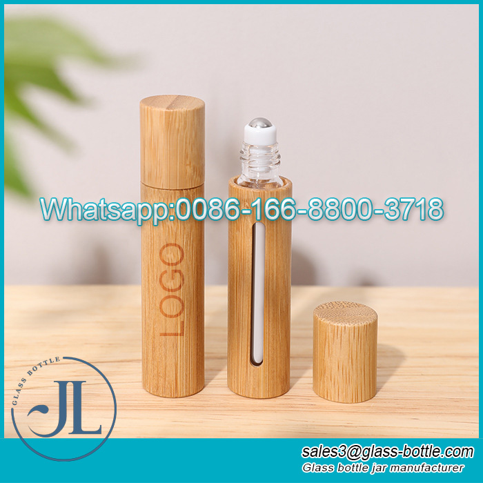 Produits en bambou tout inclus adaptés aux besoins du client de bouteille d'huile essentielle de boule du rouleau 10ML