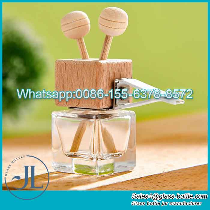 Car Perfume Storage Diffuser Bottle with Wooden Cap Vent Clip