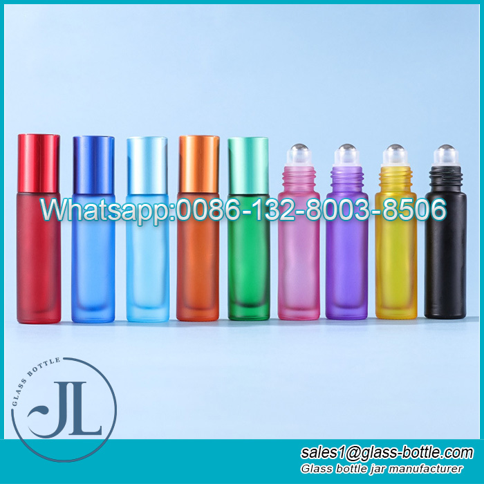 10ml Frosted colored light resistant glass essential oil roller bottle with colored  cap