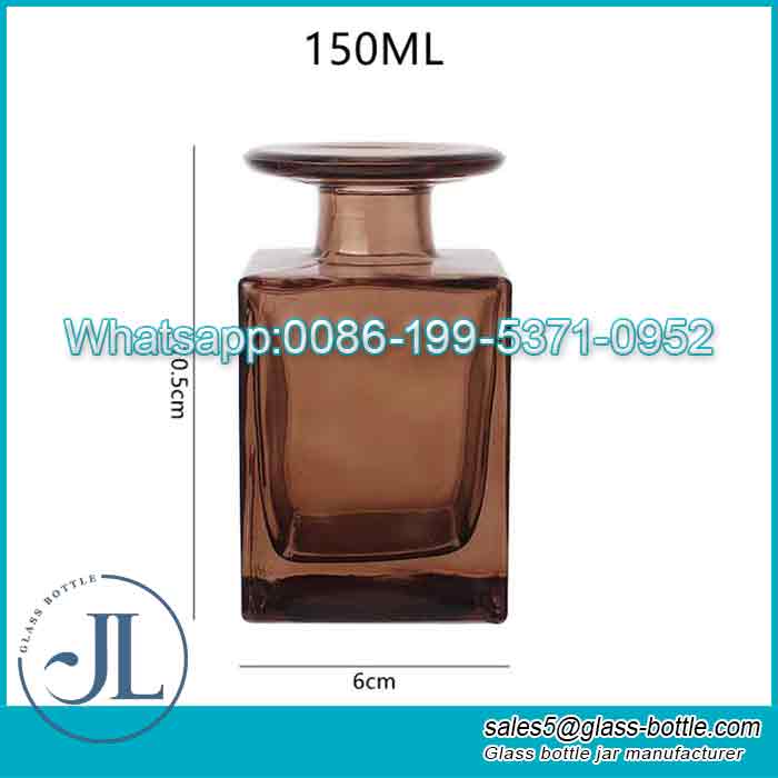Botella difusora de aromaterapia de vidrio marrón cuadrada personalizada de 150 ml