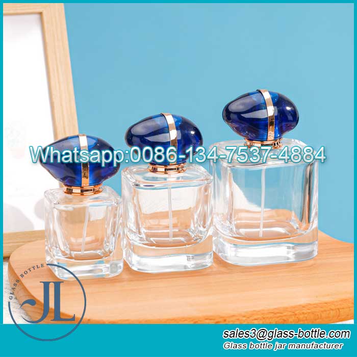 30ml Square Clear Empty Glass Perfume Bottle with Spray and Sapphire Lid