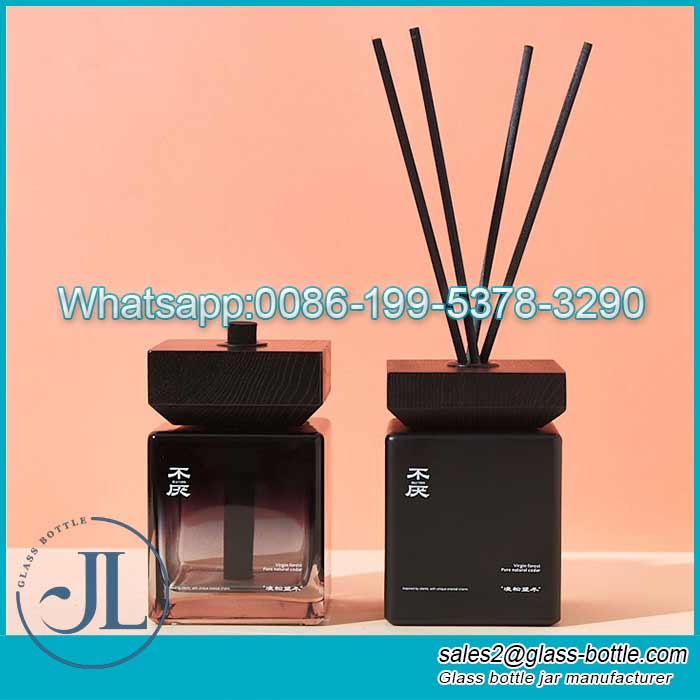 500ml Customize glass aromatherapy reed diffuser bottle