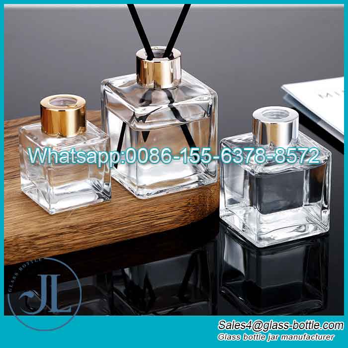 Gorgeous Indoor Square Fragrance Bottle with Sticks for large rooms
